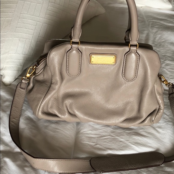 Marc Jacob neutral color - Picture 2 of 7